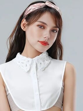White Lace Detachable Peter Pan Collar